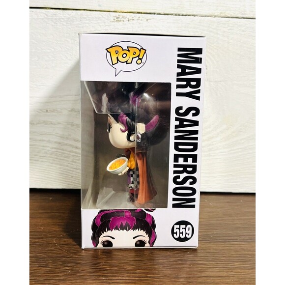 Funko Pop MARY SANDERSON Cheese Puffs #559 Disney Hocus Pocus Halloween Figure - Picture 2 of 6